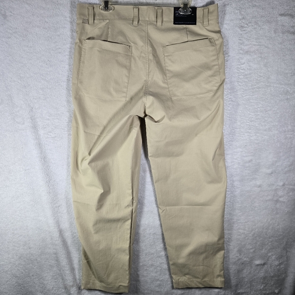 Lululemon Pants Mens 34x28 Beige Relaxed Tapered Soft Twill Trouser Logo NWT - Picture 2 of 12